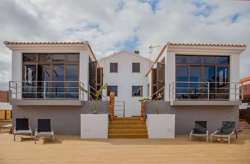 Line Up Kite & Surf Camp Hotell Corralejo Exteriör bild